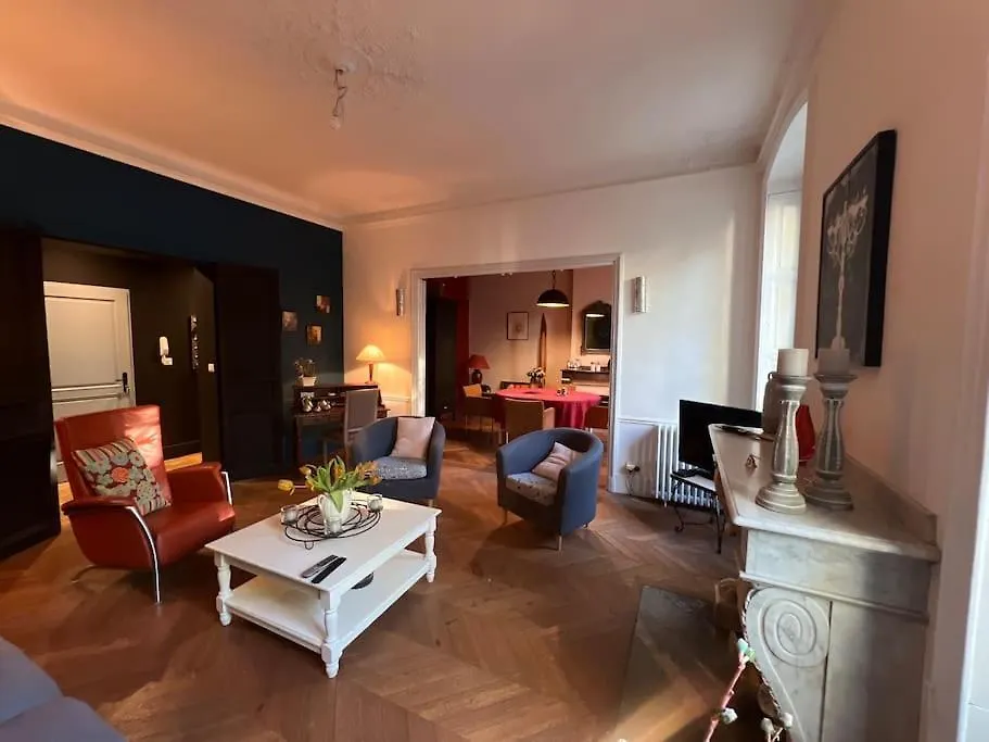 Coeur De Ville, Garage Prive Et Gratuit Avec Terrasse ! Cahors 0*,  France