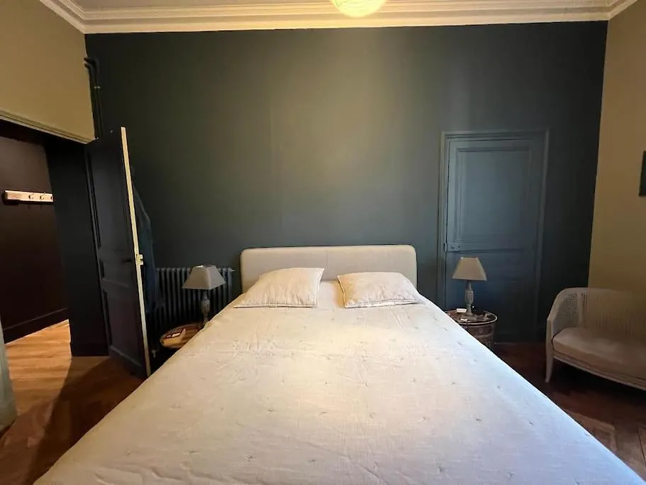 Coeur De Ville, Garage Prive Et Gratuit Avec Terrasse ! Cahors 0*,